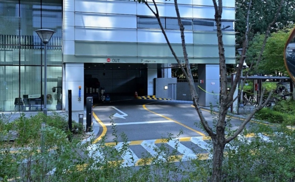 상암동 데이트할 때 주차 어려우시죠? 수색역 인근 가성비 시간제 주차장, 공영 대신 여기! ㅣ"드림타워 주차장"