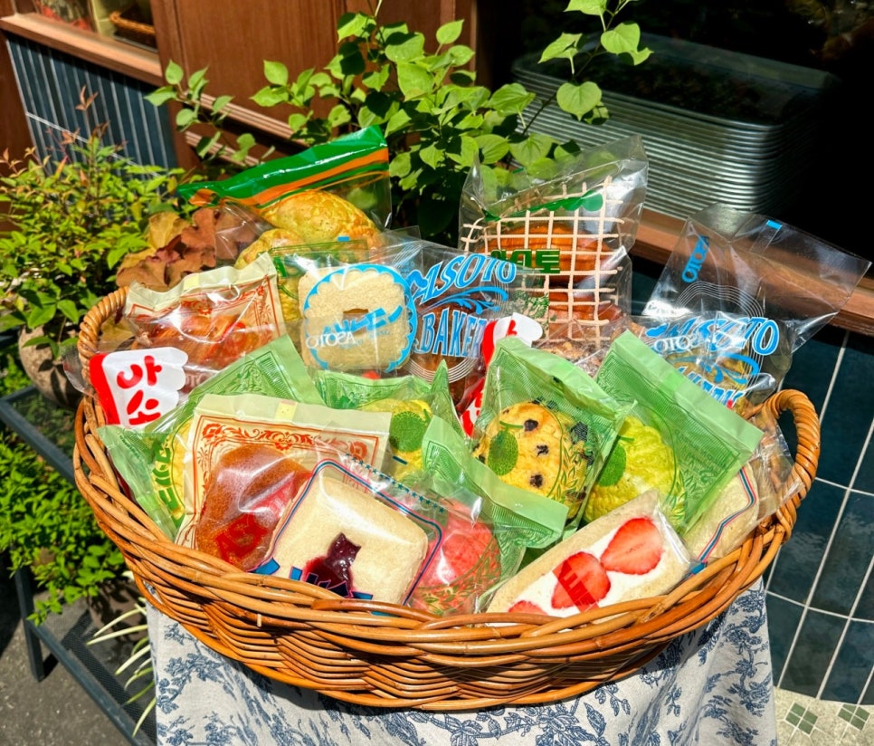을지로3가 주차장 을지로3가역 가성비 좋은 주차장 을지로카페 메론빵 맛집 '아소토베이커리' 추천