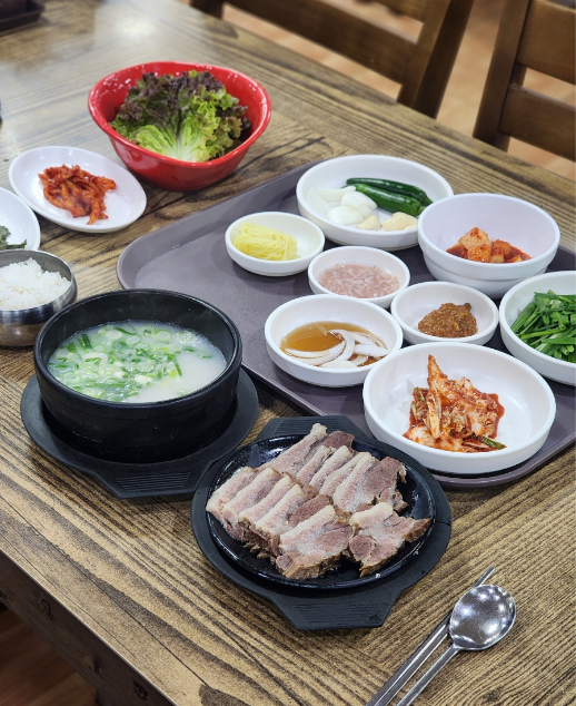 부산시청 주차장 | 시청역 '애돈촌돼지국밥'맛집 주만사 추천 주차장 소개!🚗