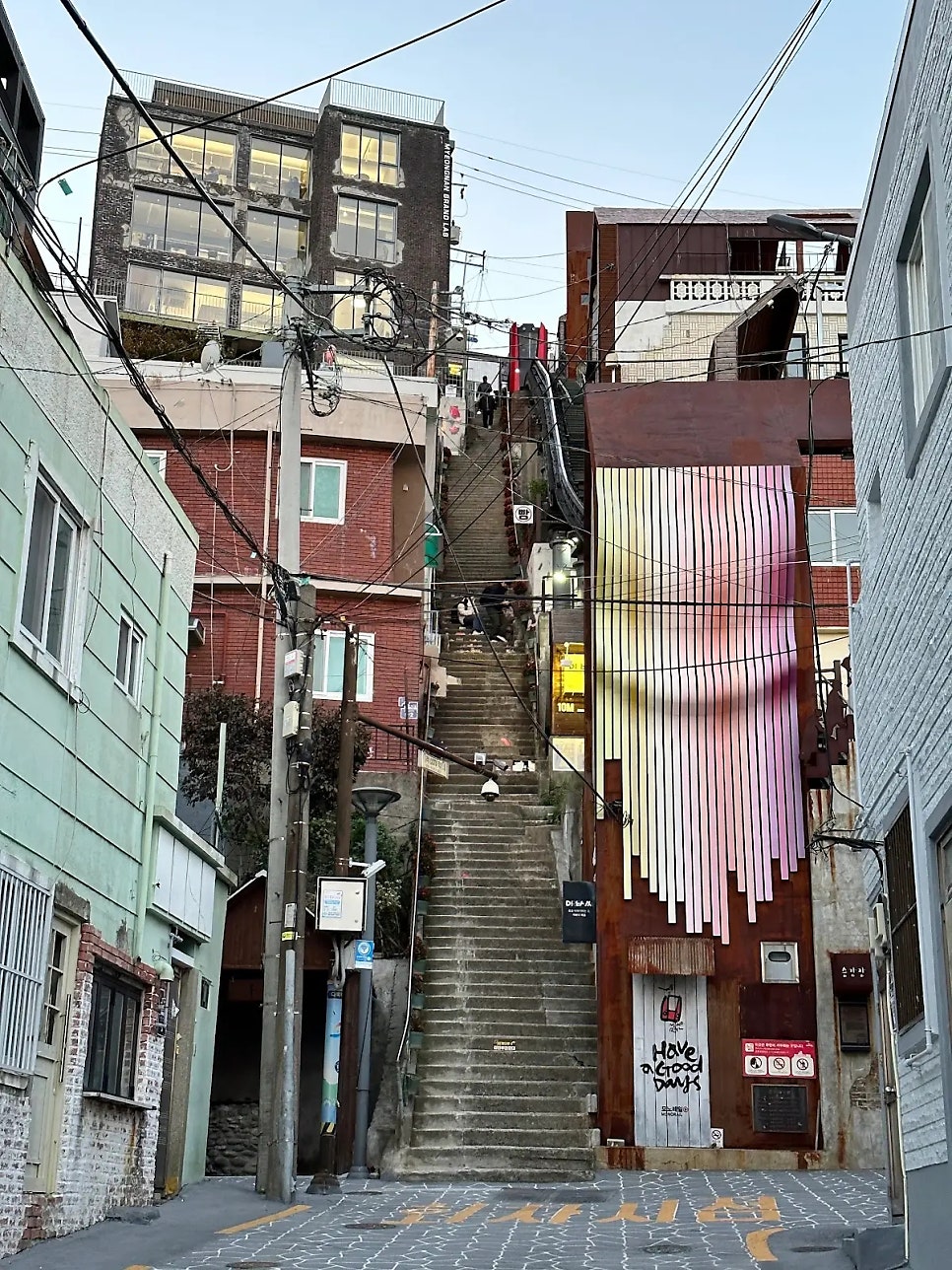 부산역 주차장 | "부산역 KTX 타기 전 주차 전쟁? '주만사'로 10초 만에 예약하고 여유 있게 출