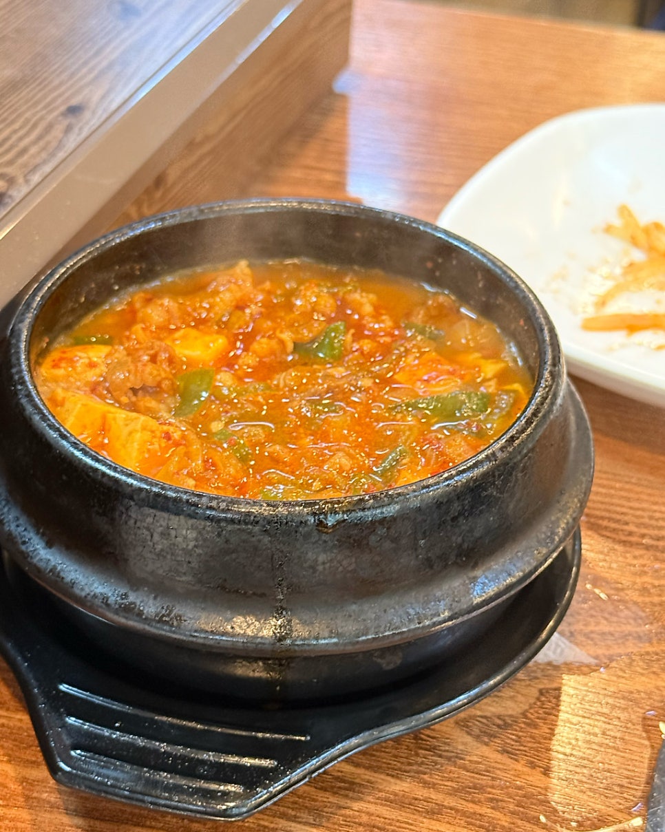 왕십리역 주차장 | 왕십리역 골목 주차로 고생하지 마세요! 주차 꿀팁 & 최영희언양불고기 가이드