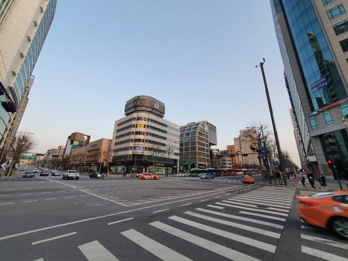 강남역 주차장 | 서초동 뱅뱅사거리 맛집 탐방: 봉산옥 만둣국부터 강남역 가성비 주차장까지