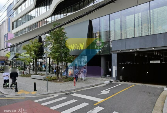 성수역 4번 출구 앞 월주차 월 30만원,이 위치면 할 만할까?