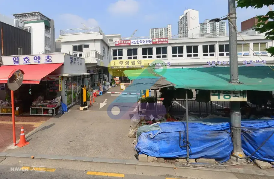 제기동역 월주차 추천, 화물차까지 넉넉하게 주차할 수 있는 야외주차장