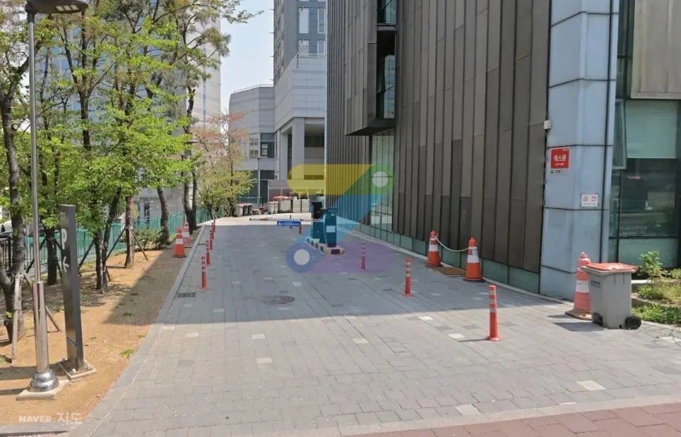 충정로역 월주차ㅣ2·5호선 더블역세권 충정로역 월주차, 도심 출퇴근러를 위한 24시간 주차 명당