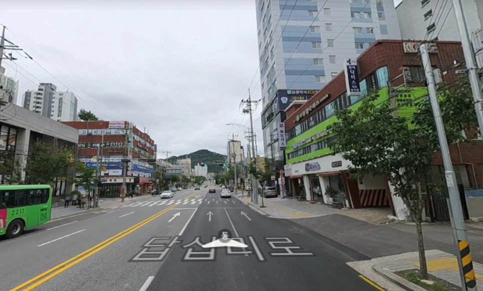 장안동 월주차 _  장안동 사거리와 장평교 중간 지점에 위치한 기계식 주차장