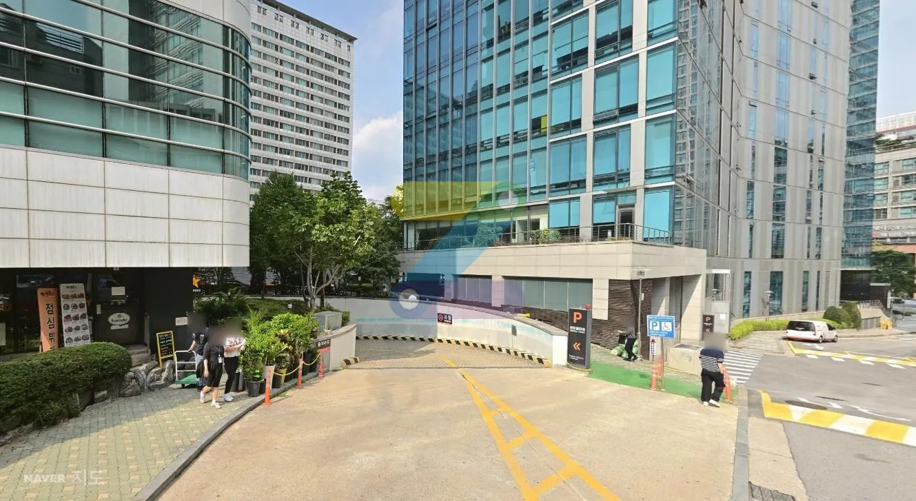 중림동 월주차ㅣ서울역 충정로역 24시 자주식 차단기 완비 SUV 가능 월정기 주차장