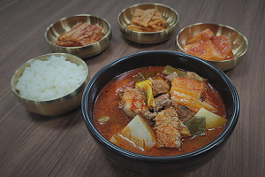 맛있음주의!한국도로공사 선정 전국 휴게소 맛집 모음