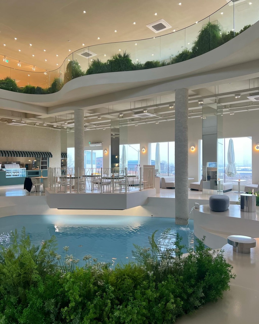 경기권 대형카페 추천 3곳(위치/주차정보/규모)