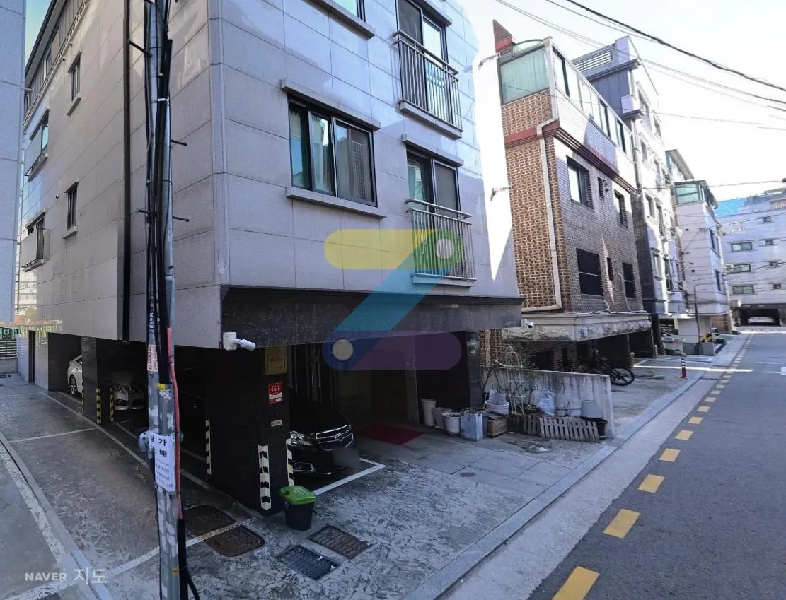 방이동 먹자골목 근처 언제나 입출차 가능한 월주차 지정석