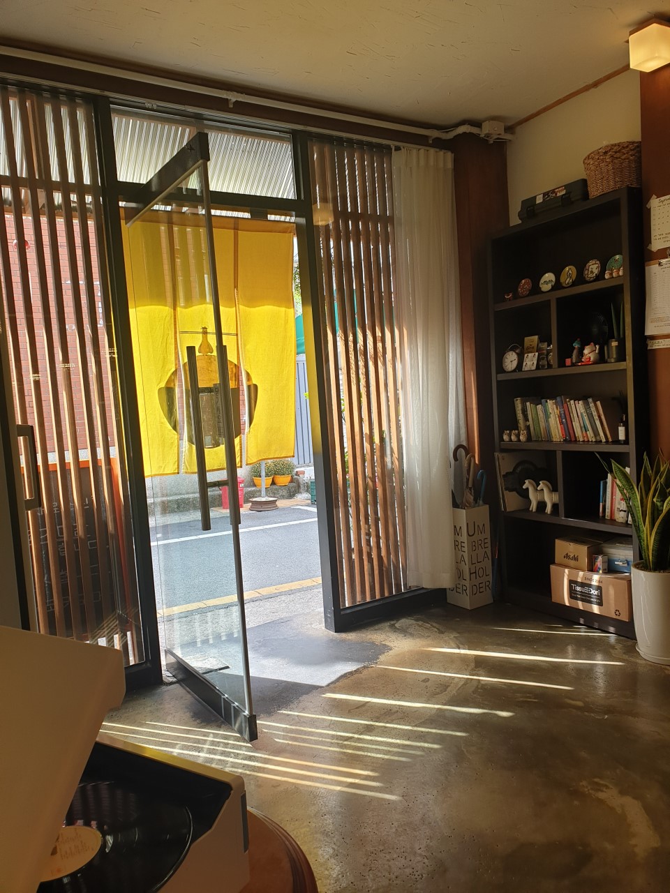 망미역 주차장 망미동 카페거리 맛집 '코카모메' 근처 가성비 주차장 찾는다면? 공영보다 저렴한 주차 할인권