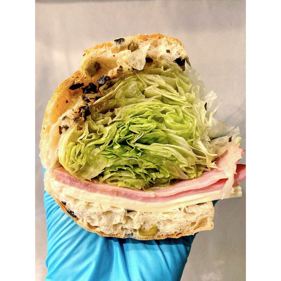 신촌기차역 주차장 주차 꿀팁! 동측 공영주차장 신촌역사 주차장 요금 비교 샌드위치 맛집 '비밀 베이커리'