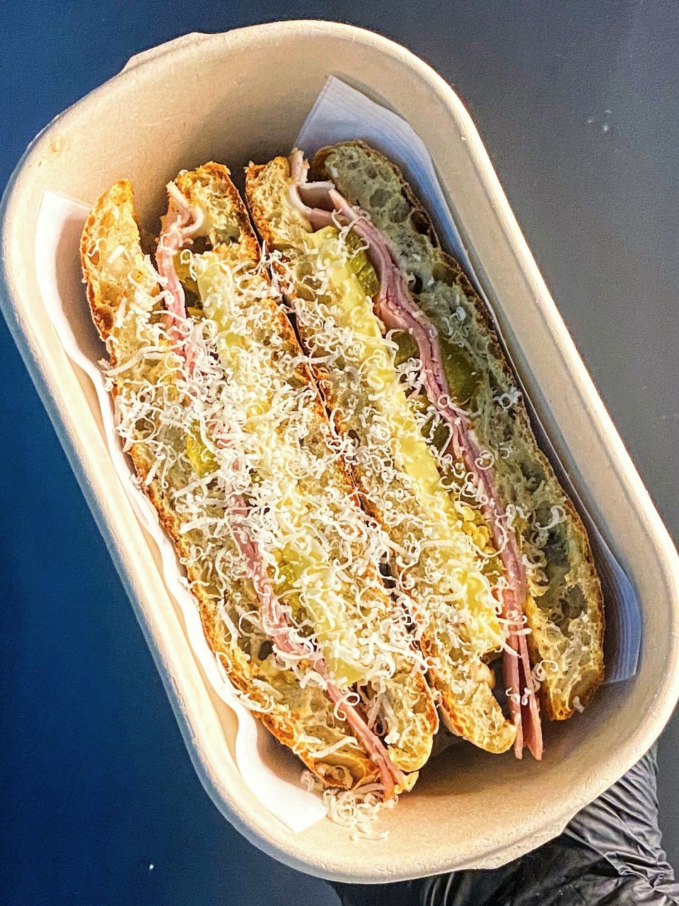 신촌기차역 주차장 주차 꿀팁! 동측 공영주차장 신촌역사 주차장 요금 비교 샌드위치 맛집 '비밀 베이커리'