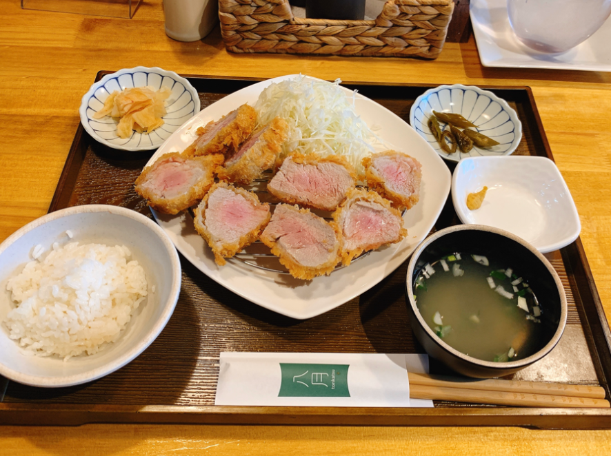 삼각지역 주차장 | 도보 3분거리의 초역세권 주차장   돈카츠 맛집 한 번에 삼각지역 주차장 걱정없음!