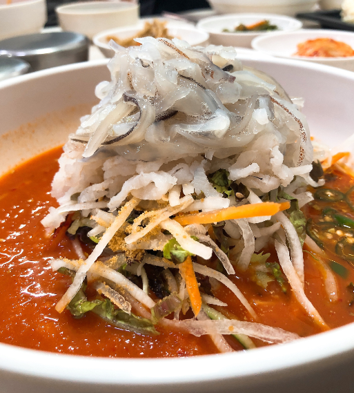 속초 주차장 | 강원도 속초 먹거리 여행 전 필수 체크! 속초시장·물회 맛집 완도회식당   주만사 추천 주차장 안내