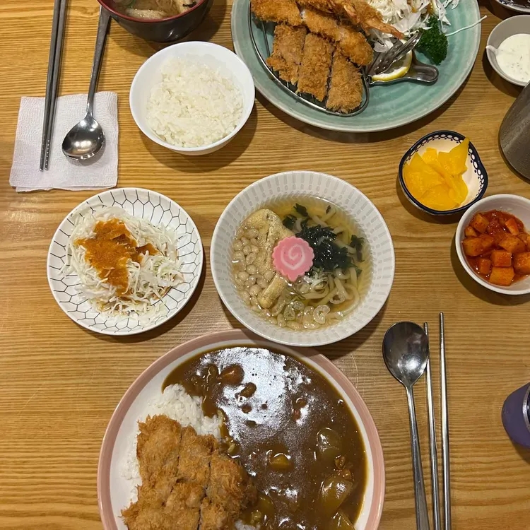 홍대거리 주차장 | 홍대 '카미야' 돈가스 줄 서기 전 필수! 상상마당 옆 주차 스트레스 0원(원)에 가깝게 해결하는 법"