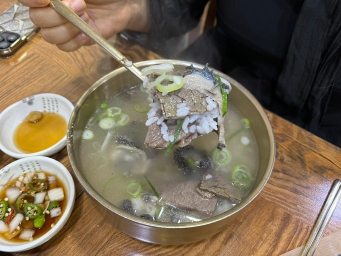 홍대거리 주차장 | 홍대 '카미야' 돈가스 줄 서기 전 필수! 상상마당 옆 주차 스트레스 0원(원)에 가깝게 해결하는 법"
