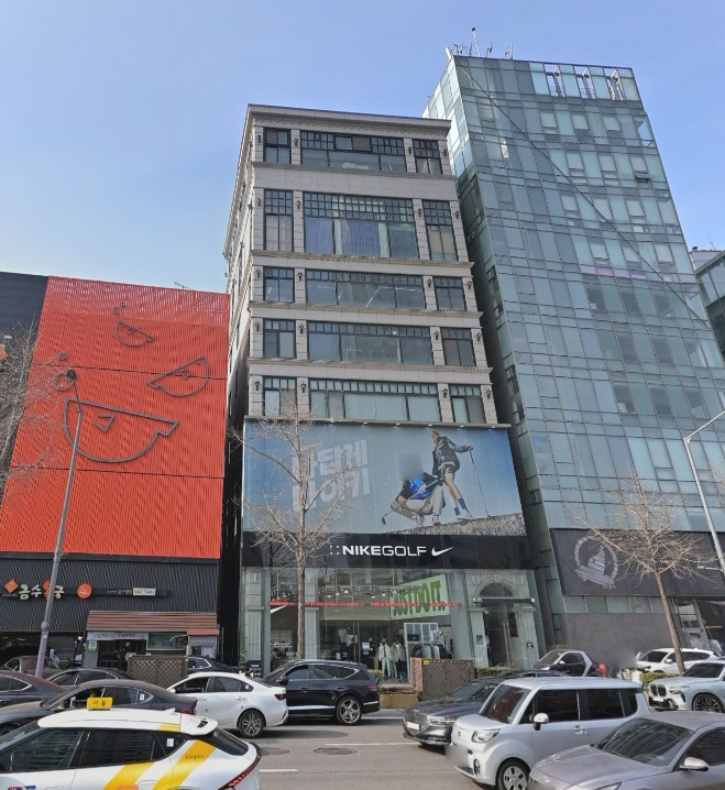 도산공원 주차장 할인판매 ㅣ 압구정역 인근 주차장