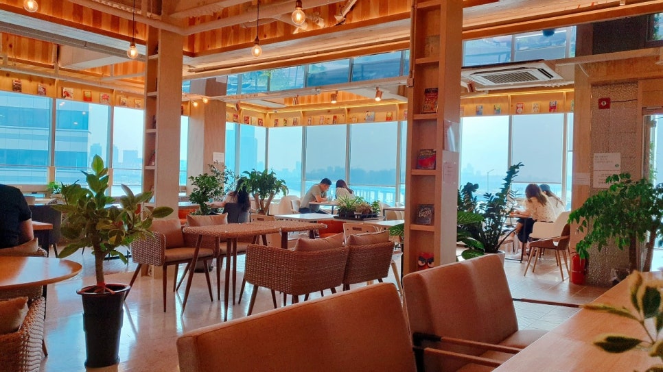 마포역 근처 주차장 공영주차장 민영주차장 요금 비교 전망 맛집 마포 북카페 '채그로' 추천