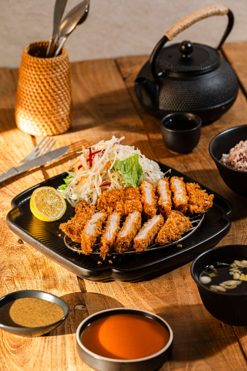 강릉여행, 주차부터 맛집까지 한 번에 해결 | 강릉월화거리 맛집 "이쉐프의돈까스"