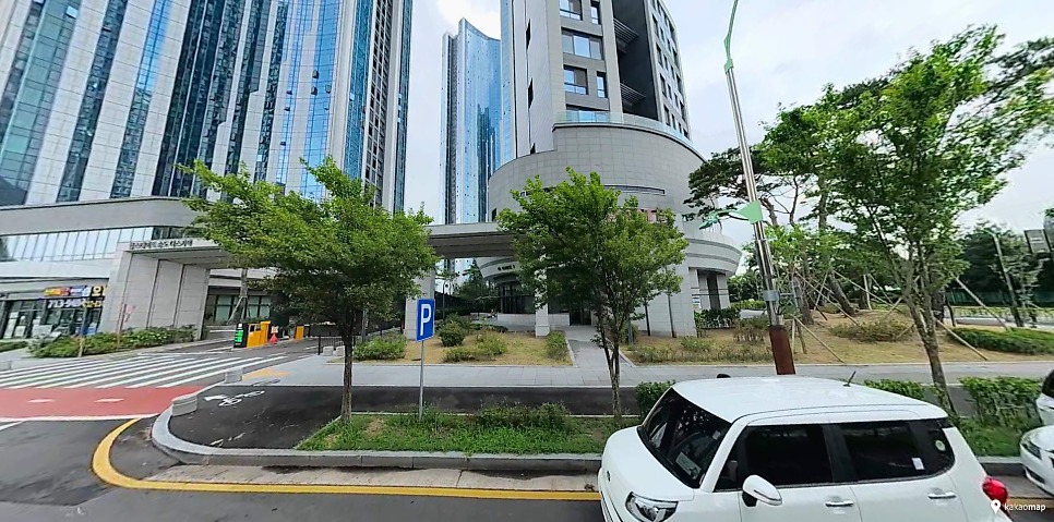 국제업무지구역 주차장 | 역 인근 감성 북카페 추천 & 저렴한 주차장 정보까지 한 번에!💛