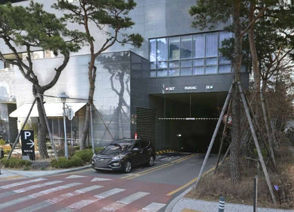 용산 삼각지역 주차장 | 용리단길 가볼만한 곳 디저트 머핀 맛집 카페 추천까지