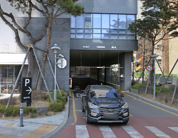 용산 삼각지역 주차장 | 용리단길 가볼만한 곳 디저트 머핀 맛집 카페 추천까지
