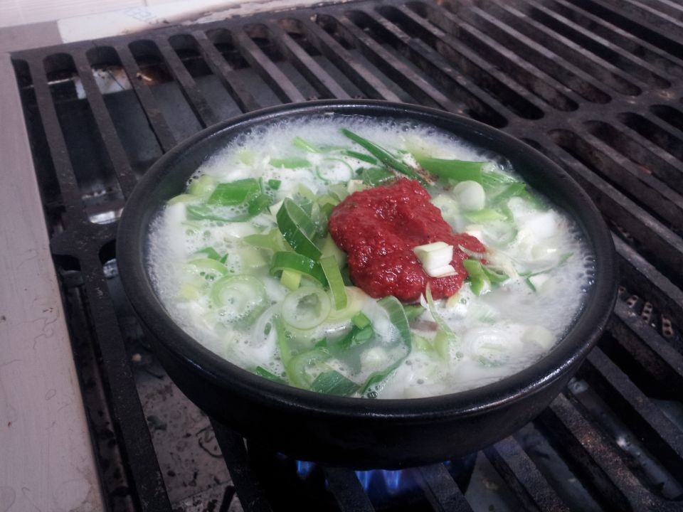 연산동 주차장 | 부산 연산동 로컬 맛집 '설봉돼지국밥' 메뉴 추천 근처 꿀주차장 2선