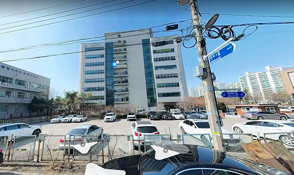 전주시 완산구 서신동 일주차 추천: 먹자골목에 방문하시는 여러분은 주차난에 시달리지 마시고 이 주차장을 이용해보세요!
