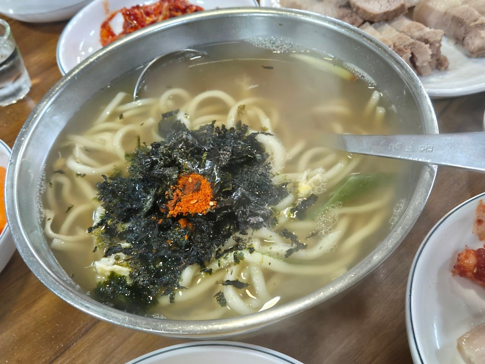 은평구청 주차장 은평구청 근처 공영보다 저렴한 주차장 추천 보쌈 맛집 '충무칼국수'
