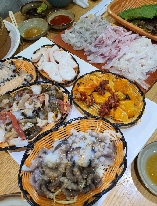 기장 주차장 | 부산 기장 '송정해녀집 기장오시리아점' 맛집 & 주만사 추천 주차장 소개! 🚗