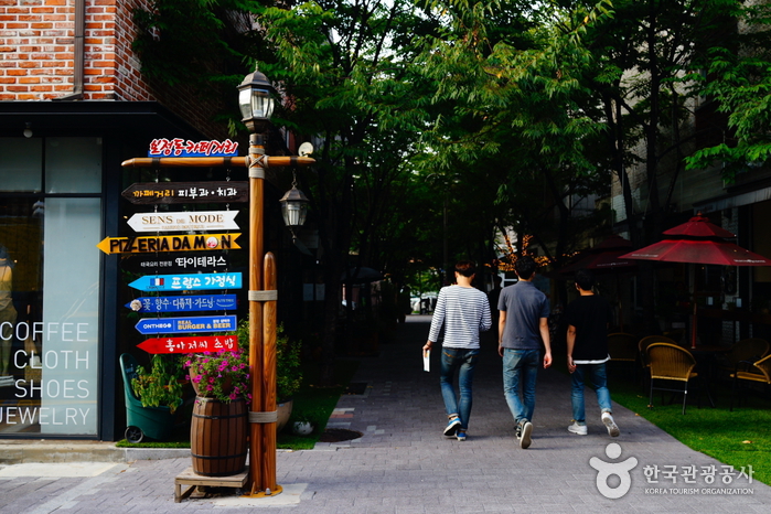 죽전역 주차장 | 죽전역 근처 1시간 주차비로 하루 종일? 좁은 골목 헤매지 말고 '이곳'으로!