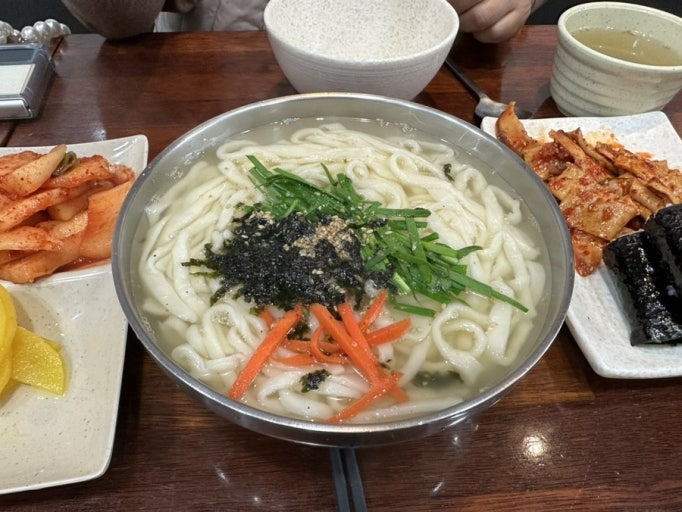 괴정동 주차장 & 로컬 맛집 완벽 가이드: 편안한 자주식 주차와 괴정동 숨은 맛집 정복하기!