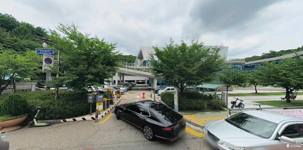 판교도서관 주차장 | 판교동 공부·산책·나들이에 좋은 주만사 추천 주차장 2곳   공영주차장 비교 정리