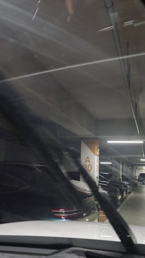 자동차 와이퍼 교체 시기와 방법 : 안전 운전을 위한 필수 체크리스트
