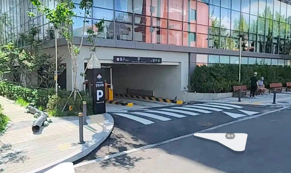 교동 주차장 평일 종일 만 원! 수원 교동 사거리 코앞에 교동을 책임지는 대박 일주차장