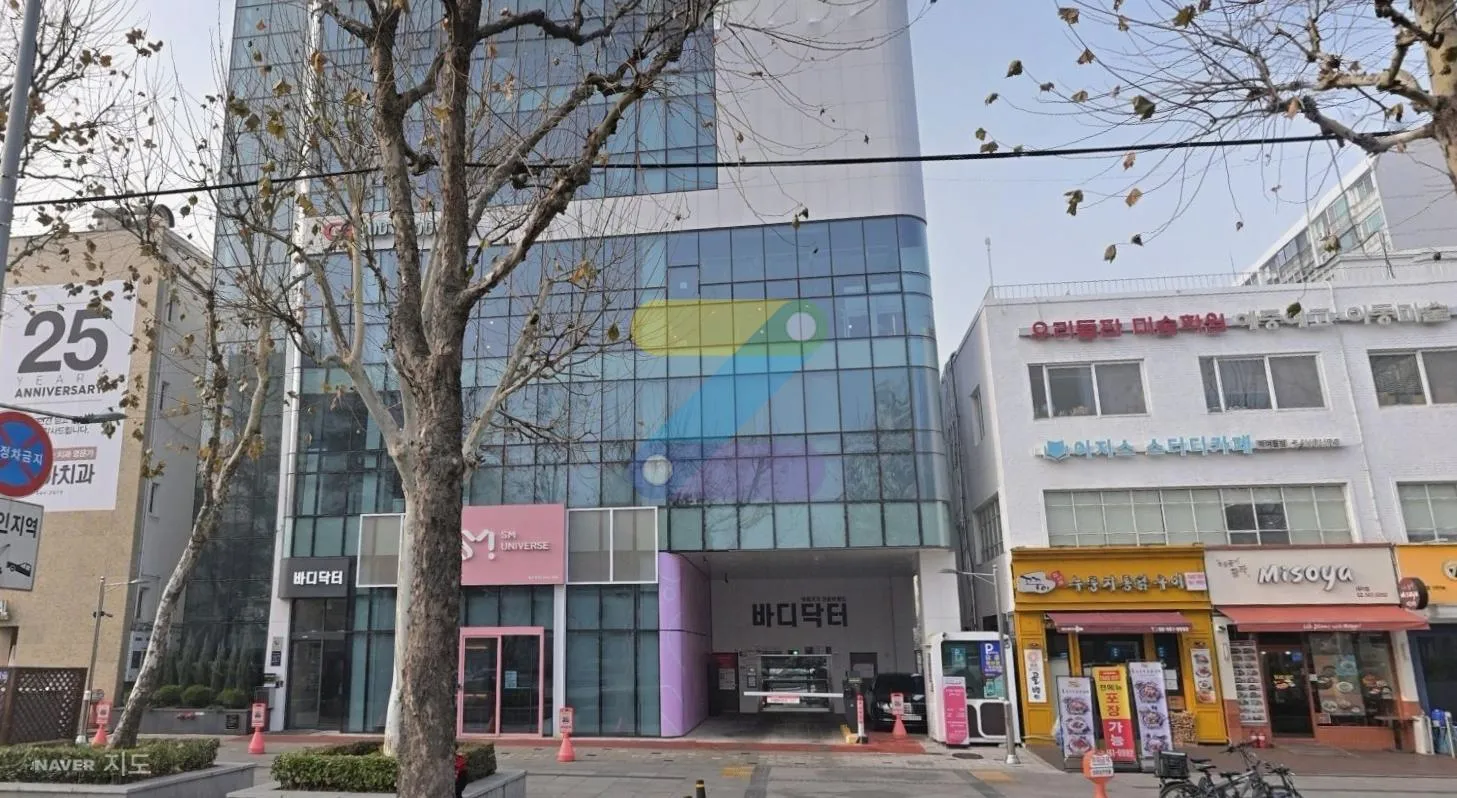 아마노 GN바디닥터빌딩 주차장 사진
