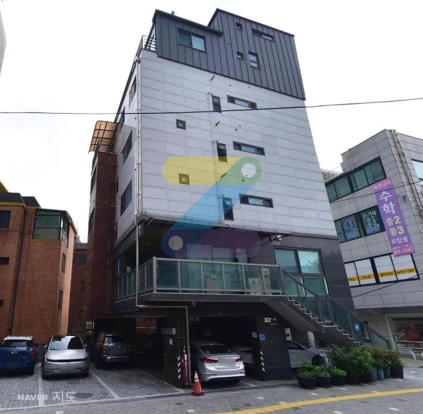 파라우스 주차장 사진